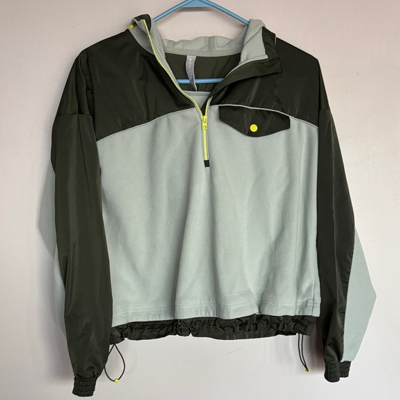 Athleta Jackets & Blazers - Athleta XS Hooded Half Zip Fleece Pullover Dark Light Green Cropped Jacket